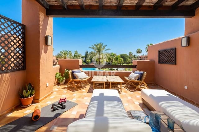4 soverom Penthouse til salgs i Atalaya-Isdabe, Estepona med garasje - € 1 290 000 (Ref: 9451097)