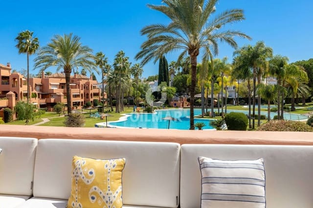 4 soverom Penthouse til salgs i Atalaya-Isdabe, Estepona med garasje - € 1 290 000 (Ref: 9451097)