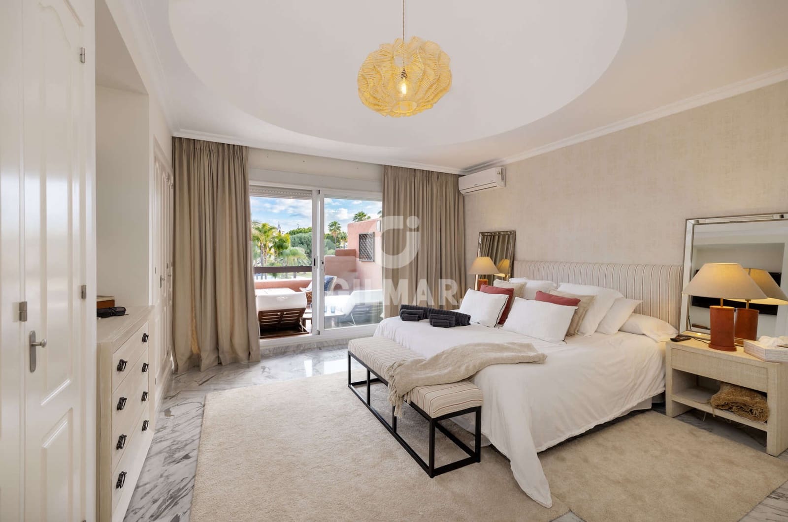 4 makuuhuone Kattohuoneisto myytävänä paikassa Atalaya-Isdabe mukana 
autotalli - 1 290 000 € (Ref: 9451097)