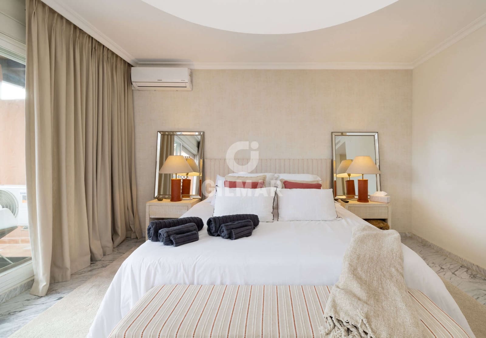 4 makuuhuone Kattohuoneisto myytävänä paikassa Atalaya-Isdabe mukana 
autotalli - 1 290 000 € (Ref: 9451097)