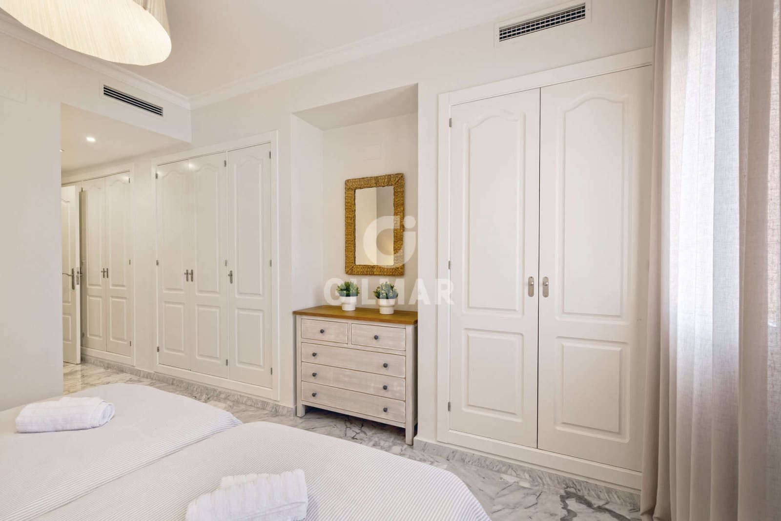 4 makuuhuone Kattohuoneisto myytävänä paikassa Atalaya-Isdabe mukana 
autotalli - 1 290 000 € (Ref: 9451097)