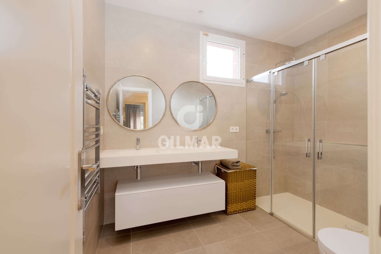 4 makuuhuone Kattohuoneisto myytävänä paikassa Atalaya-Isdabe mukana 
autotalli - 1 290 000 € (Ref: 9451097)