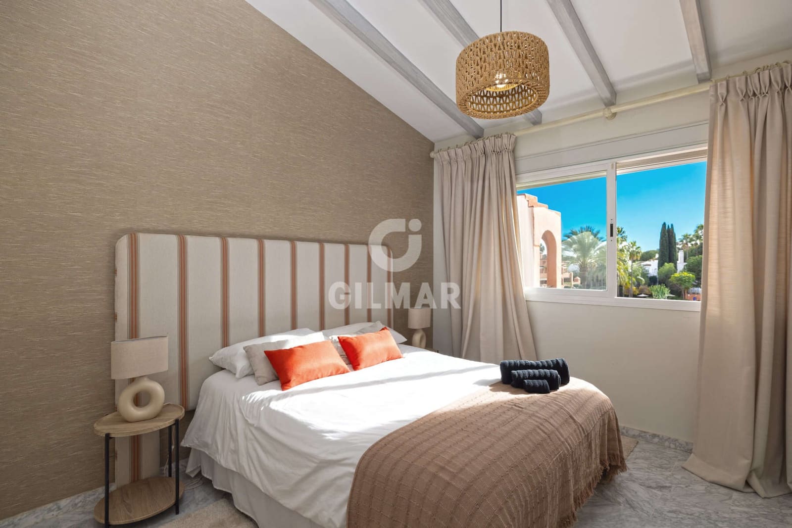 4 makuuhuone Kattohuoneisto myytävänä paikassa Atalaya-Isdabe mukana 
autotalli - 1 290 000 € (Ref: 9451097)