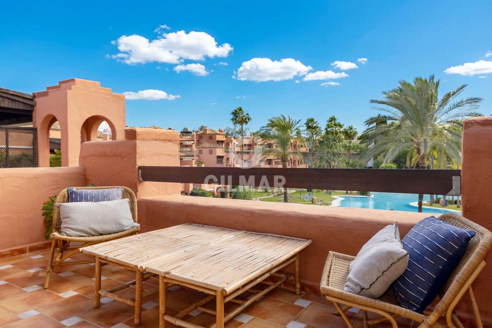 4 makuuhuone Kattohuoneisto myytävänä paikassa Atalaya-Isdabe mukana 
autotalli - 1 290 000 € (Ref: 9451097)