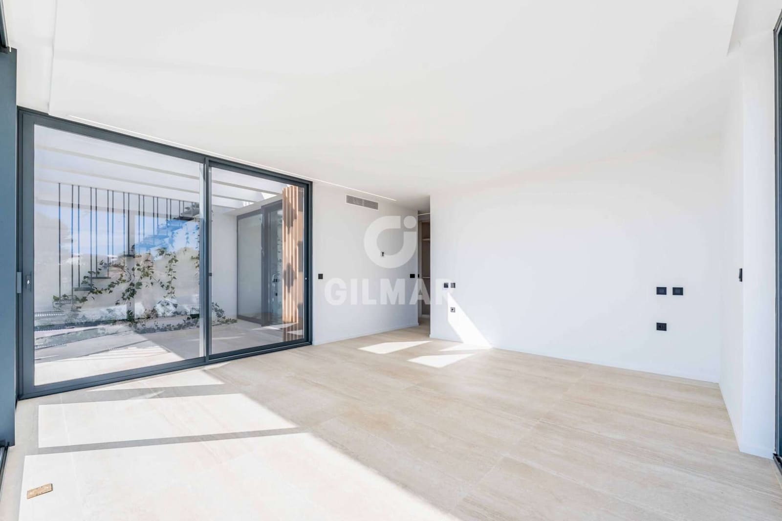 5 quarto Moradia para venda em Sotogrande com piscina - 3 350 000 € (Ref: 9451419)