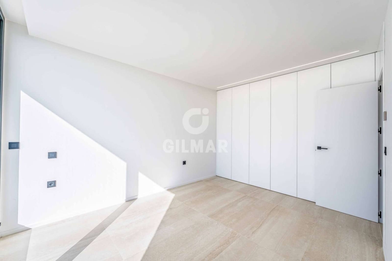 5 quarto Moradia para venda em Sotogrande com piscina - 3 350 000 € (Ref: 9451419)