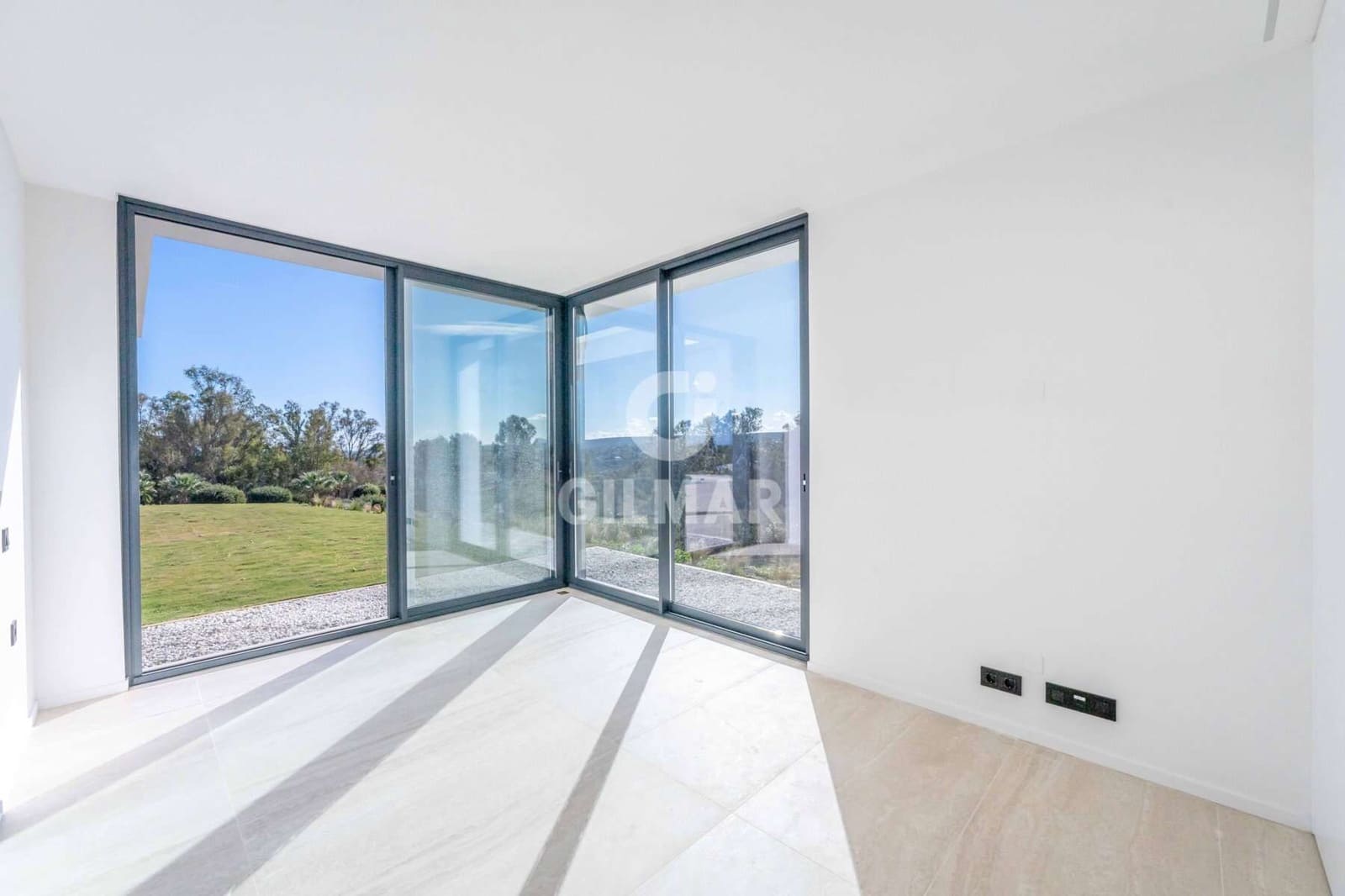 5 quarto Moradia para venda em Sotogrande com piscina - 3 350 000 € (Ref: 9451419)