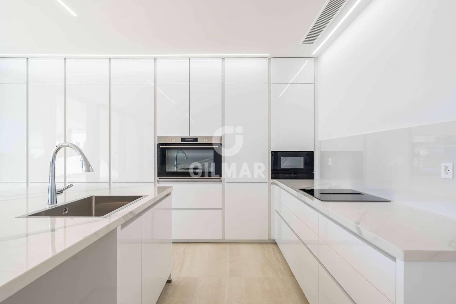 5 quarto Moradia para venda em Sotogrande com piscina - 3 350 000 € (Ref: 9451419)