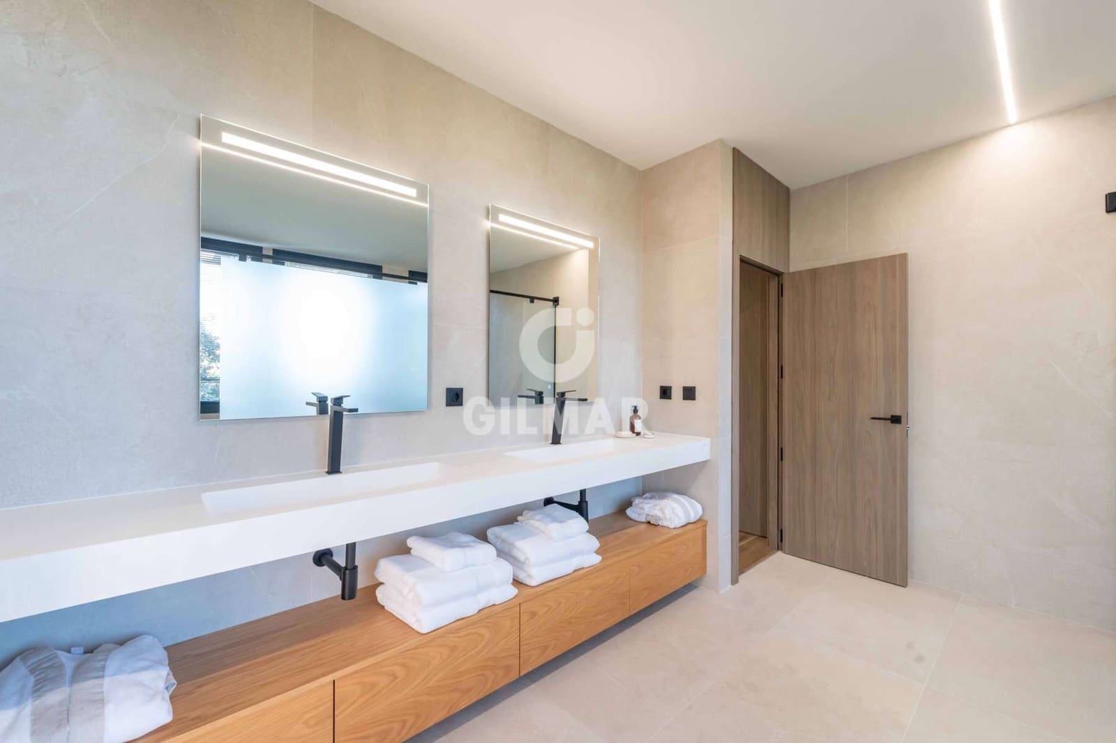 5 makuuhuone Huvila myytävänä paikassa Sotogrande mukana uima-altaan - 2 850 000 € (Ref: 9451420)