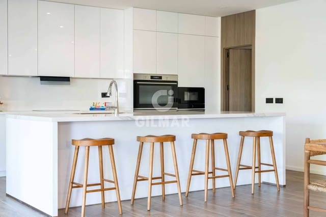 5 makuuhuone Huvila myytävänä paikassa Sotogrande Costa, San Roque mukana uima-altaan - 2 850 000 € (Ref: 9451420)