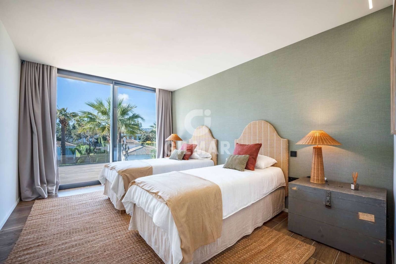 5 makuuhuone Huvila myytävänä paikassa Sotogrande mukana uima-altaan - 2 850 000 € (Ref: 9451420)