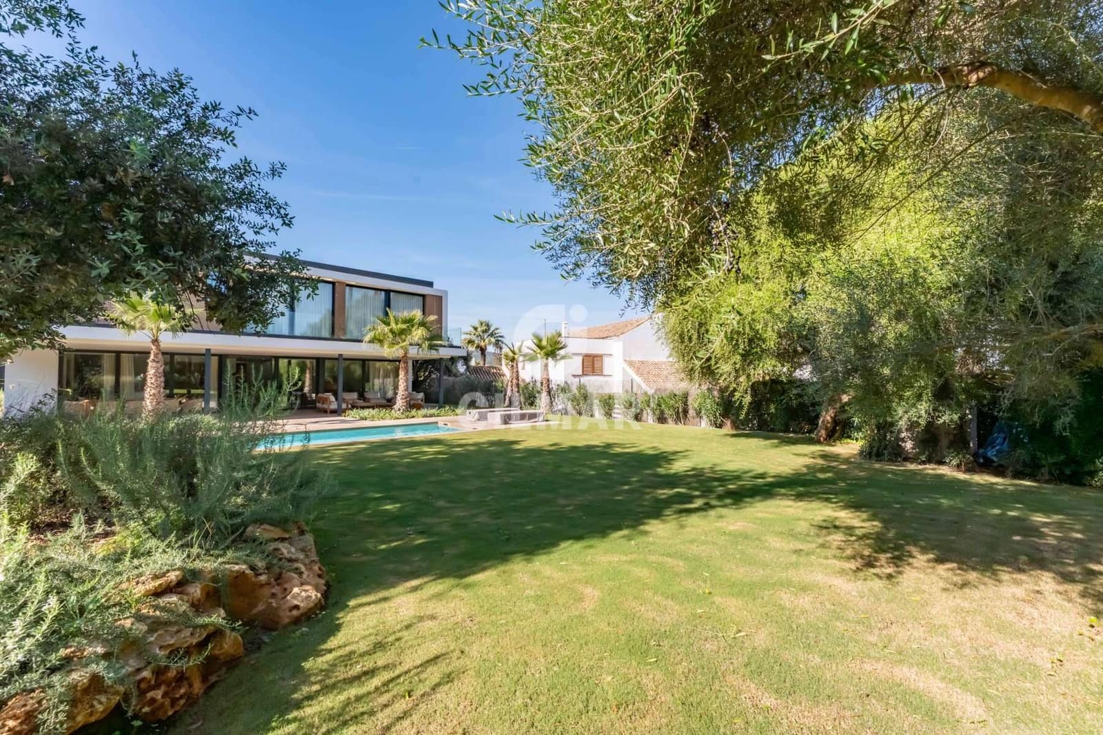 5 makuuhuone Huvila myytävänä paikassa Sotogrande mukana uima-altaan - 2 850 000 € (Ref: 9451420)