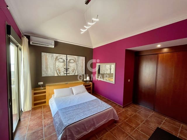 2 soverom Rekkehus til salgs i La Tejita, Granadilla de Abona med svømmebasseng garasje - € 589 000 (Ref: 9451533)