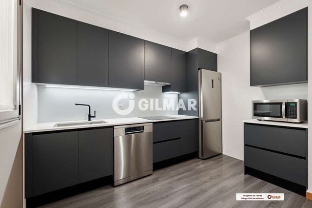 2 chambre Villa/Maison Mitoyenne à vendre à La Tejita, Granadilla de Abona avec piscine garage - 577 000 € (Ref: 9451533)