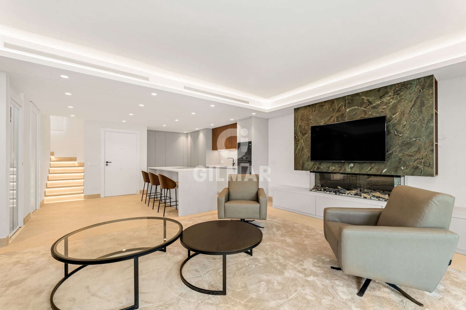 4 sypialnia Dom szeregowy na sprzedaż w El Paraiso - 2 599 000 € (Ref: 9451534)