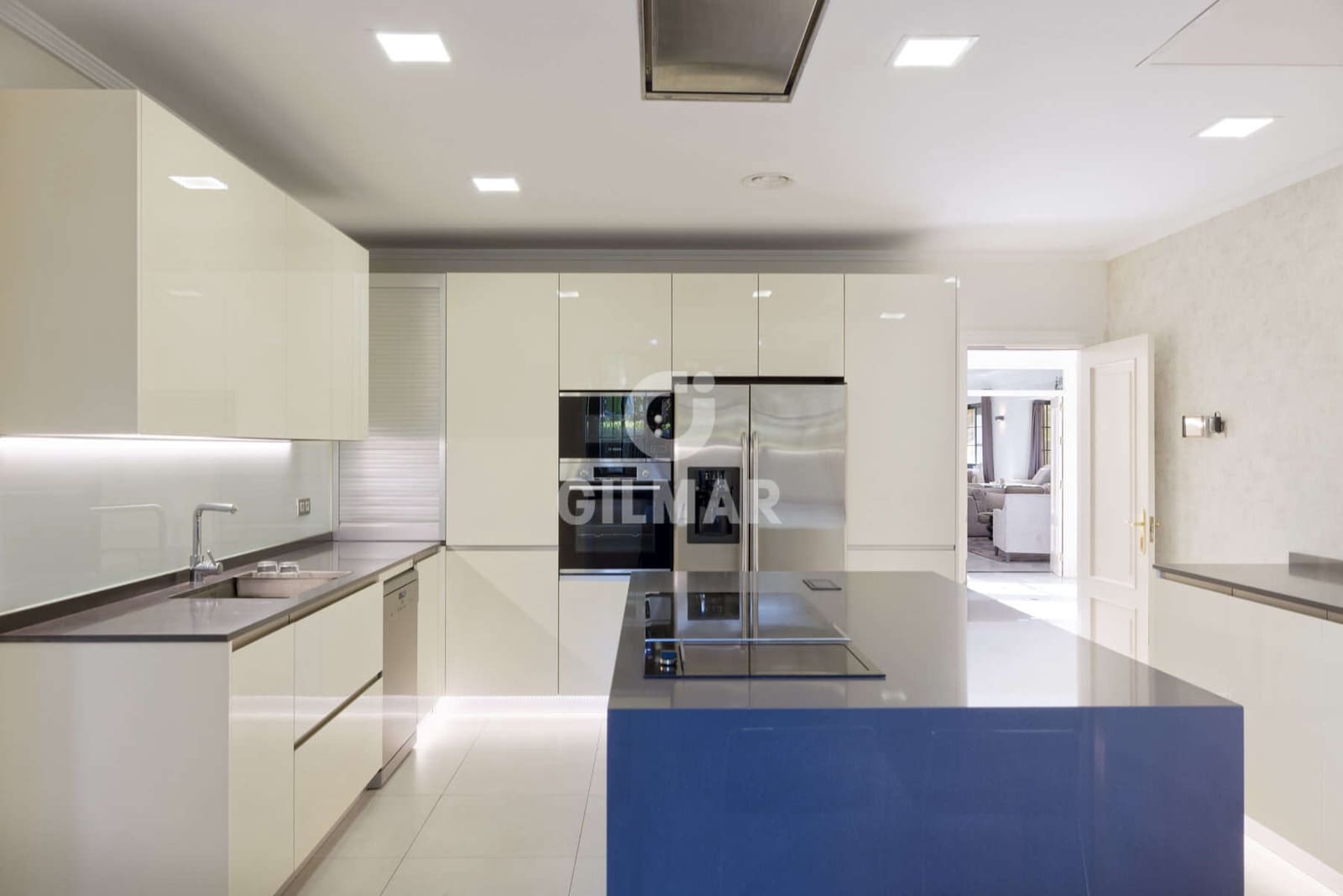 6 sovrum Villa till salu i Estepona med pool garage - 3 600 000 € (Ref: 9457868)