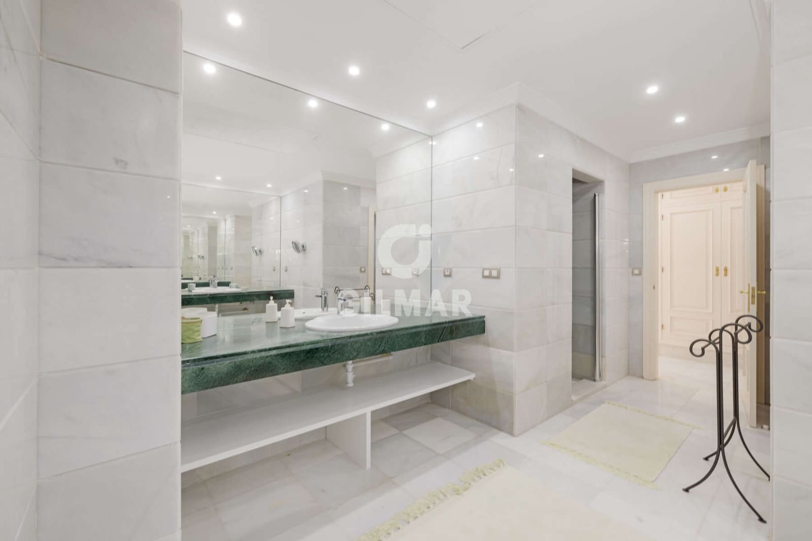 6 sovrum Villa till salu i Estepona med pool garage - 3 600 000 € (Ref: 9457868)