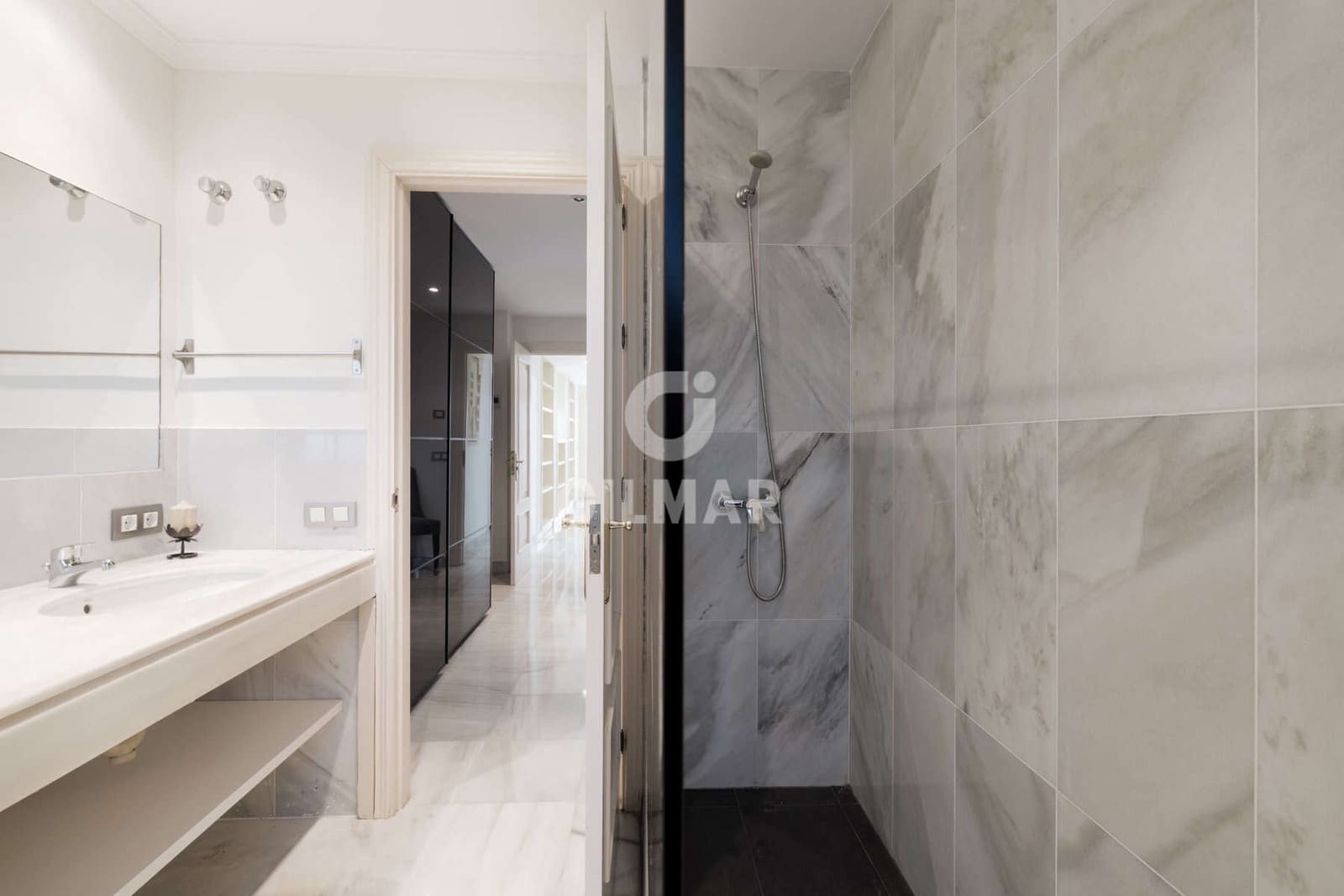 6 sovrum Villa till salu i Estepona med pool garage - 3 600 000 € (Ref: 9457868)