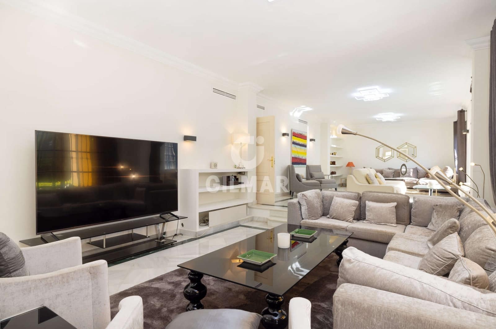 6 sovrum Villa till salu i Estepona med pool garage - 3 600 000 € (Ref: 9457868)