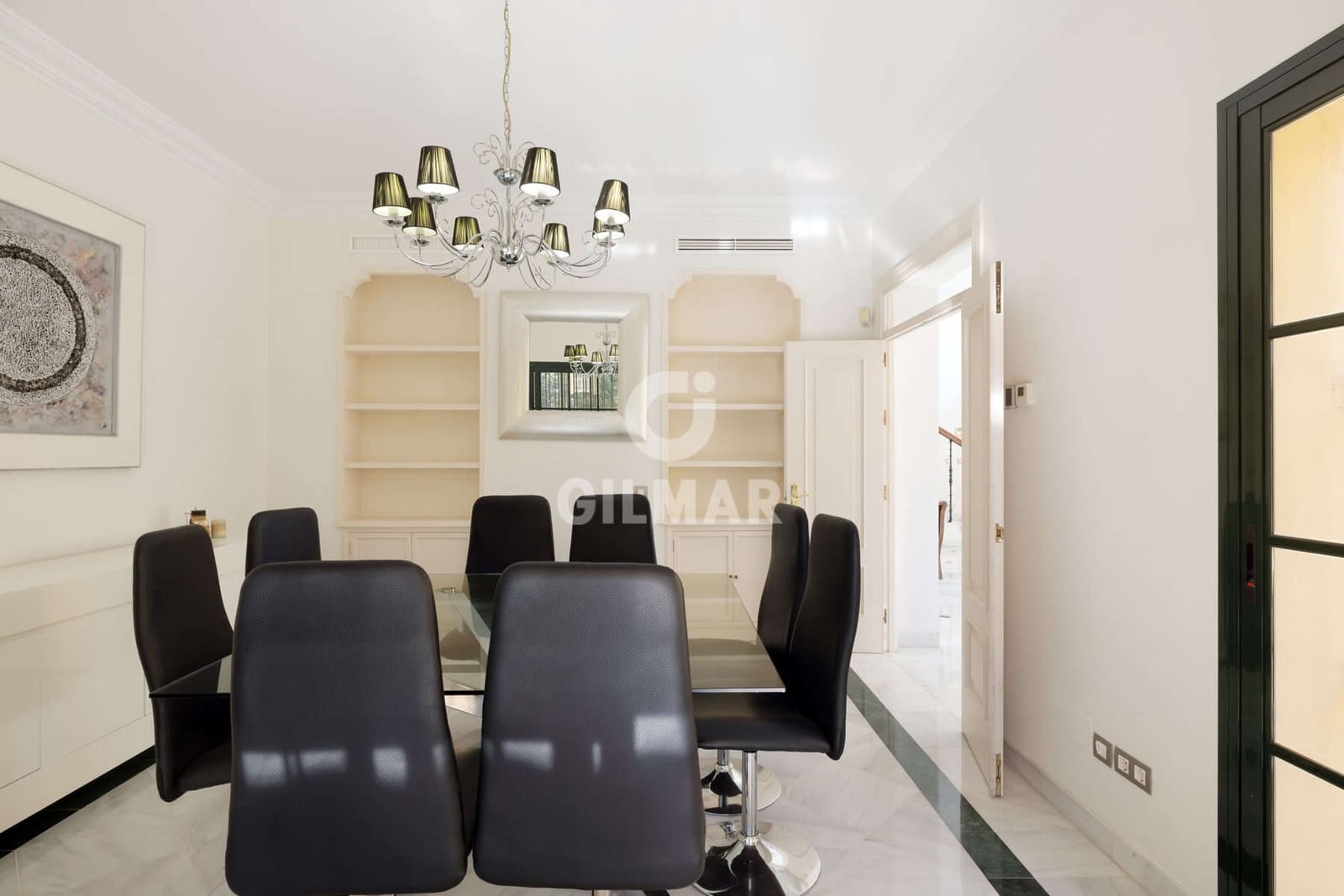 6 sovrum Villa till salu i Estepona med pool garage - 3 600 000 € (Ref: 9457868)