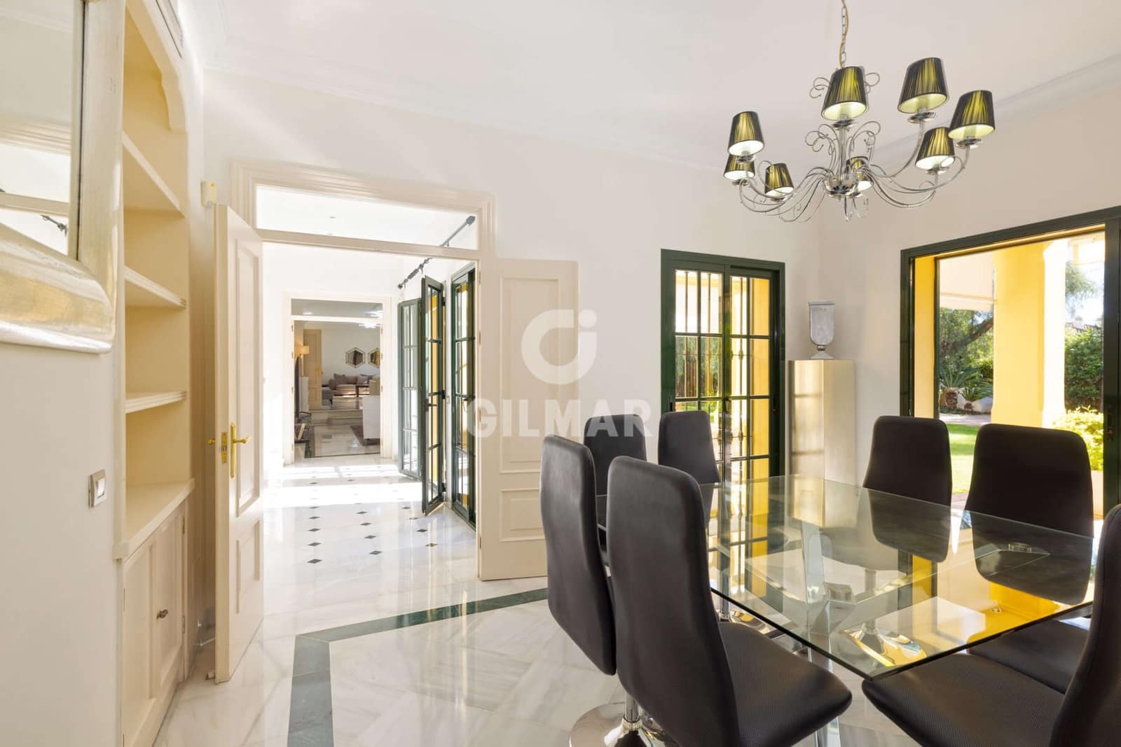 6 sovrum Villa till salu i Estepona med pool garage - 3 600 000 € (Ref: 9457868)