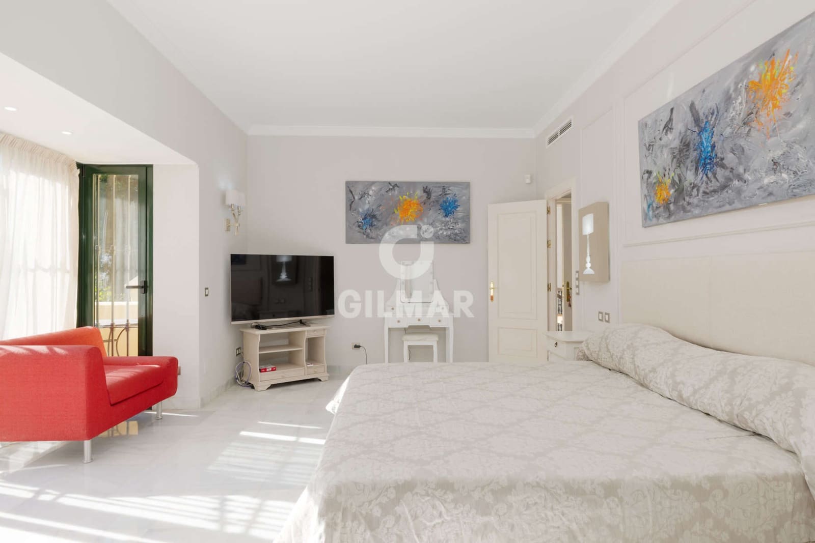 6 sovrum Villa till salu i Estepona med pool garage - 3 600 000 € (Ref: 9457868)