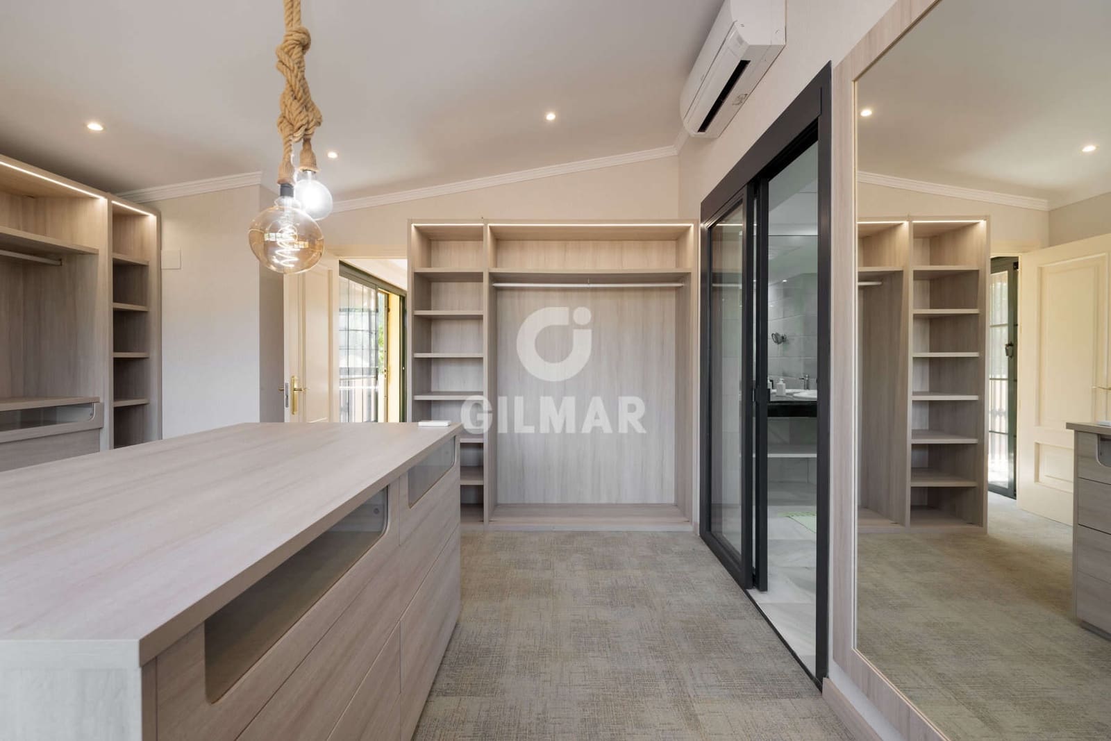 6 sovrum Villa till salu i Estepona med pool garage - 3 600 000 € (Ref: 9457868)