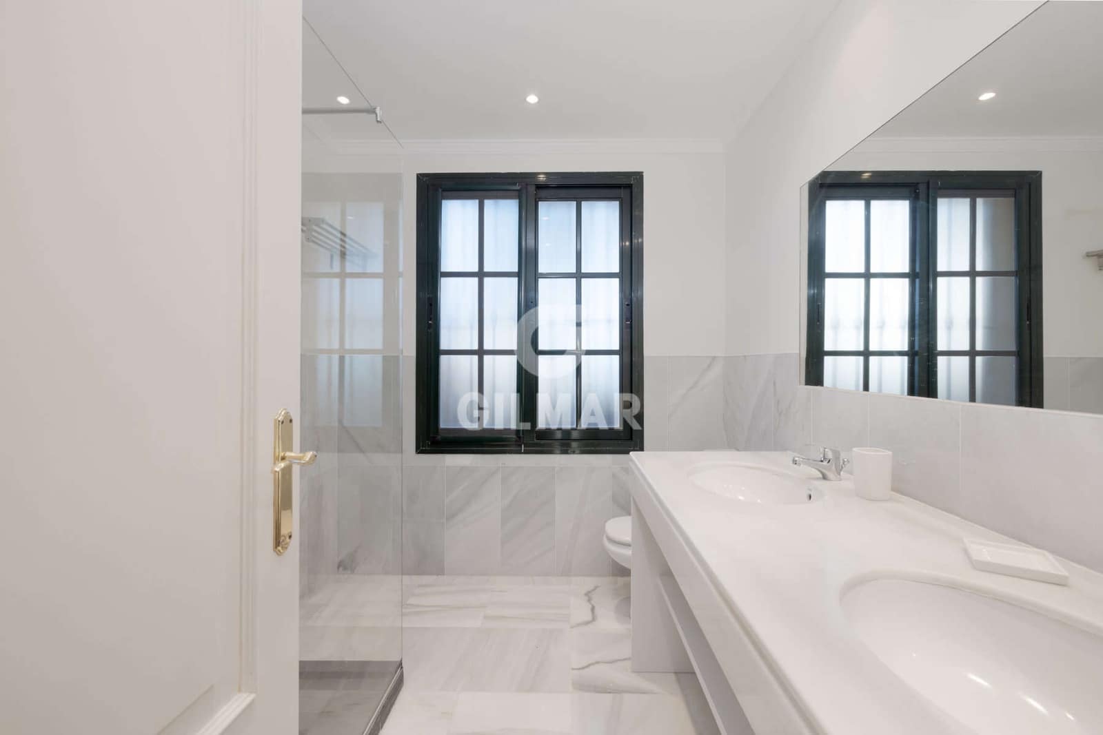 6 sovrum Villa till salu i Estepona med pool garage - 3 600 000 € (Ref: 9457868)