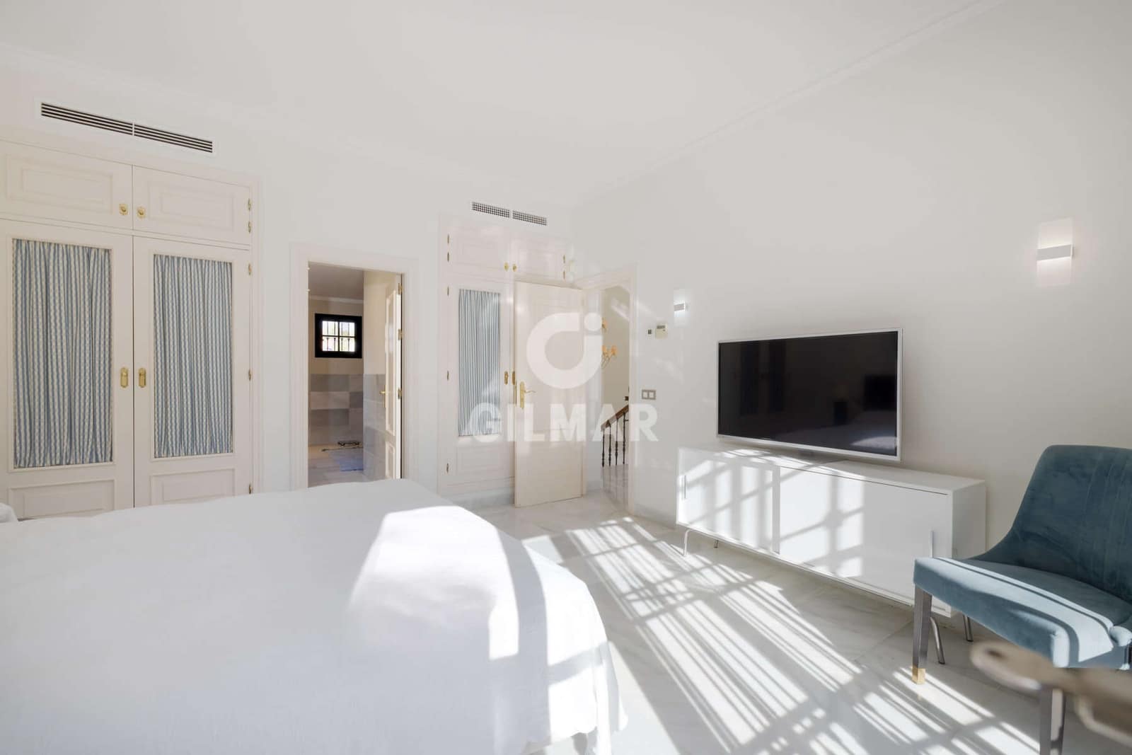 6 sovrum Villa till salu i Estepona med pool garage - 3 600 000 € (Ref: 9457868)