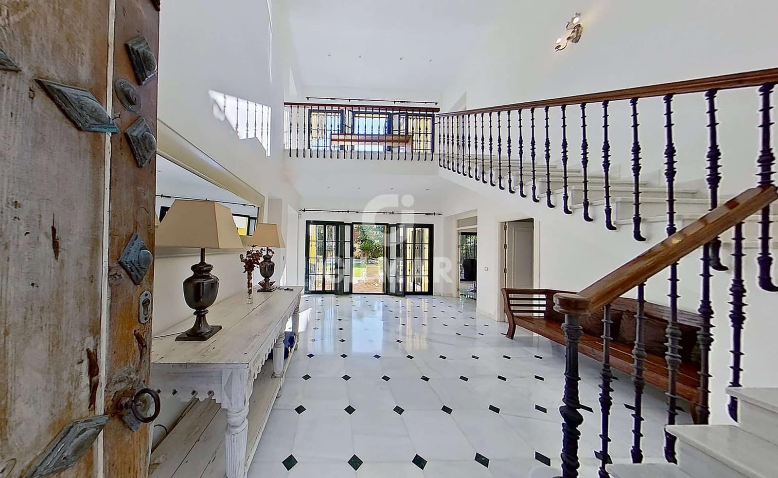 6 sovrum Villa till salu i Estepona med pool garage - 3 600 000 € (Ref: 9457868)