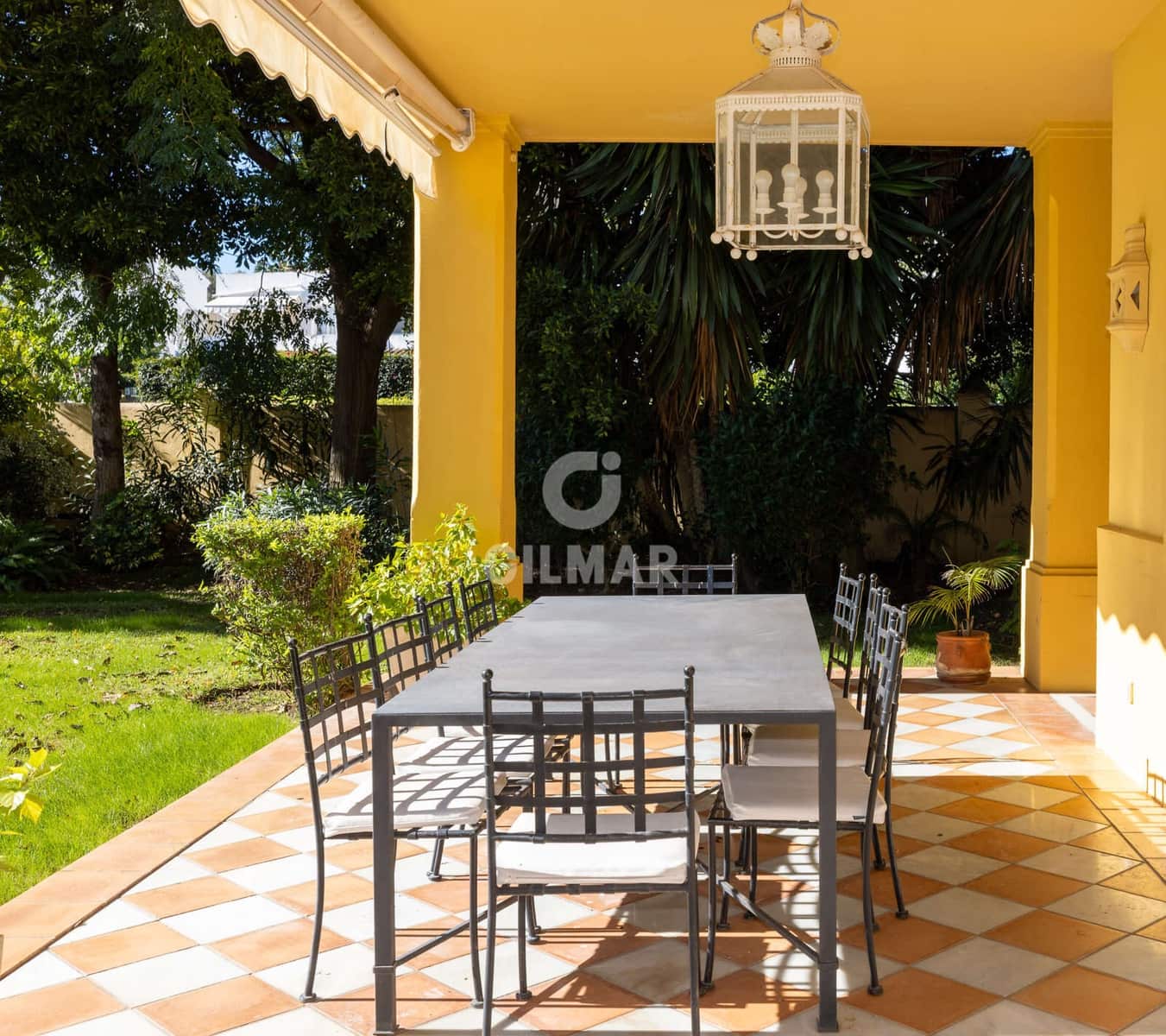 6 sovrum Villa till salu i Estepona med pool garage - 3 600 000 € (Ref: 9457868)