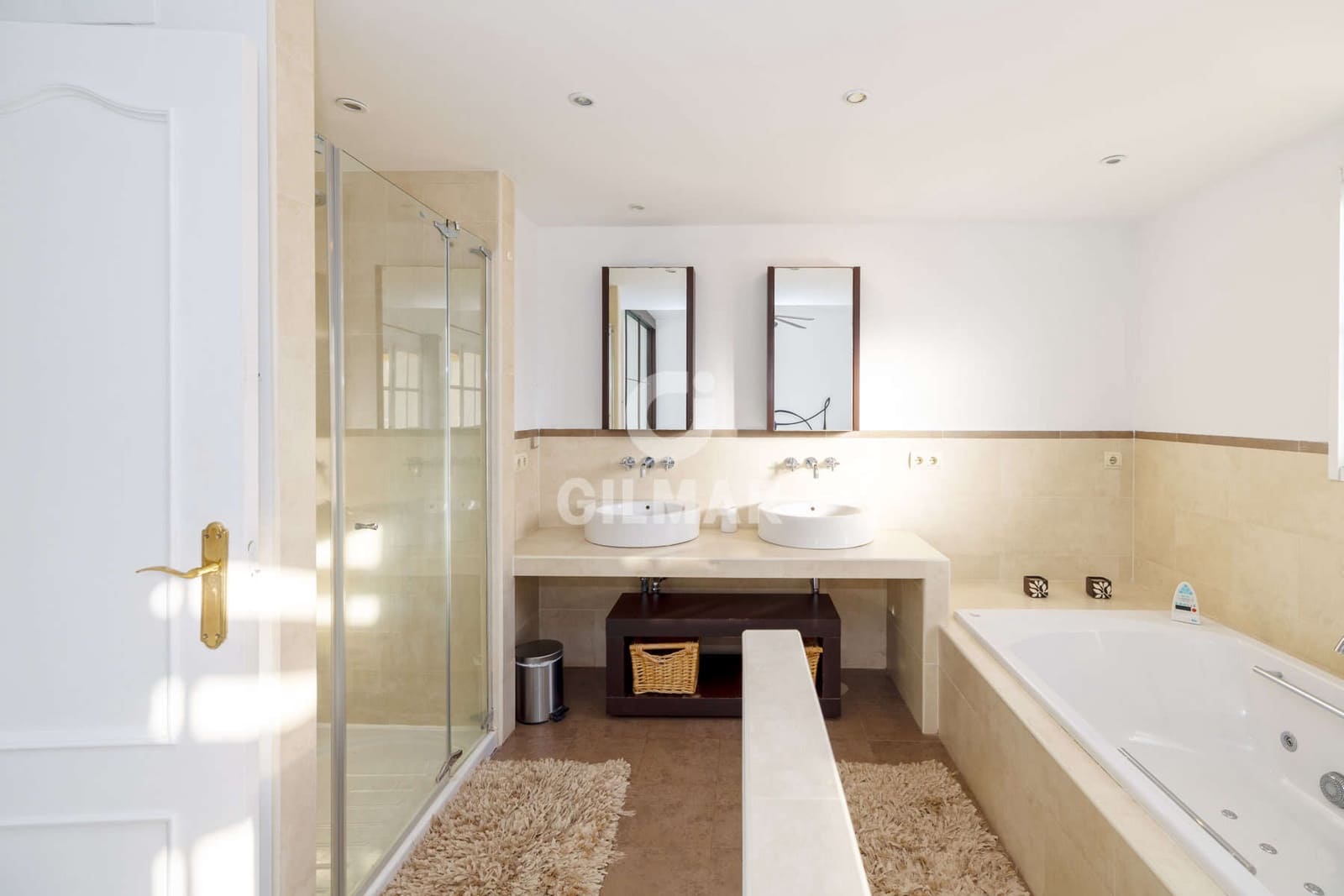 4 soveværelse Rækkehus til salg i New Golden Mile med swimmingpool - € 560.000 (Ref: 9457869)