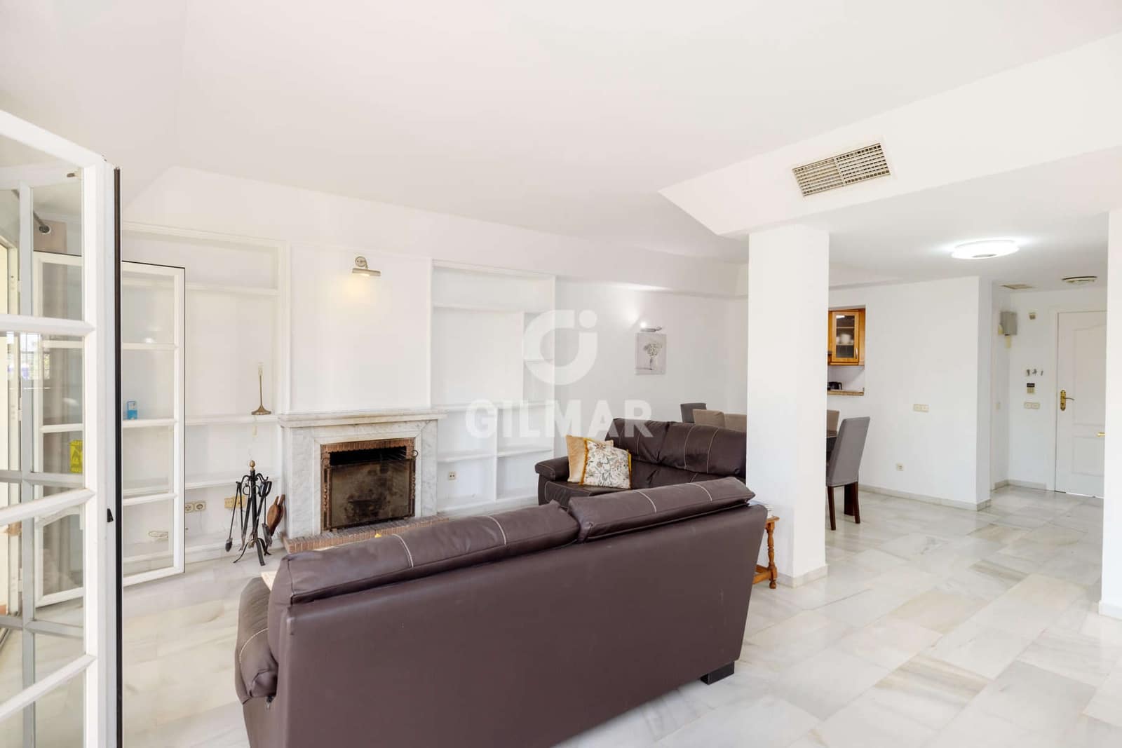 4 soveværelse Rækkehus til salg i New Golden Mile med swimmingpool - € 560.000 (Ref: 9457869)