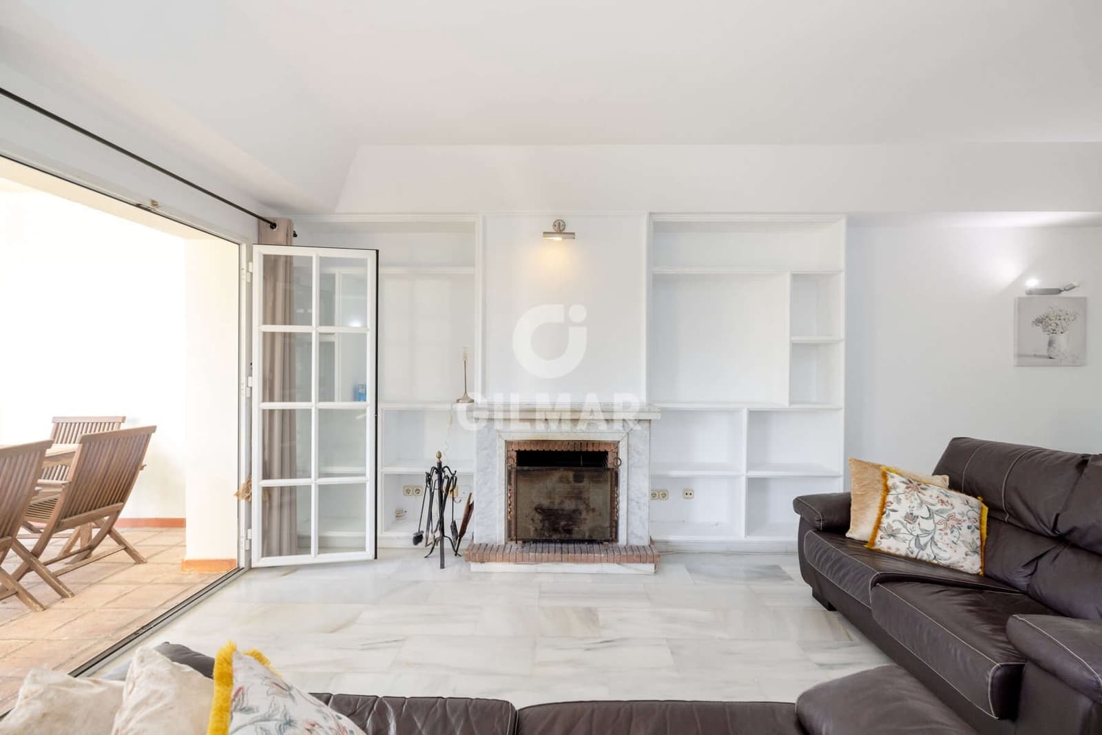 4 soveværelse Rækkehus til salg i New Golden Mile med swimmingpool - € 560.000 (Ref: 9457869)