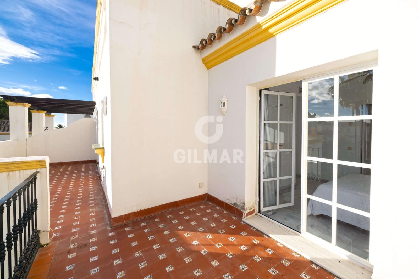 4 soveværelse Rækkehus til salg i New Golden Mile med swimmingpool - € 560.000 (Ref: 9457869)