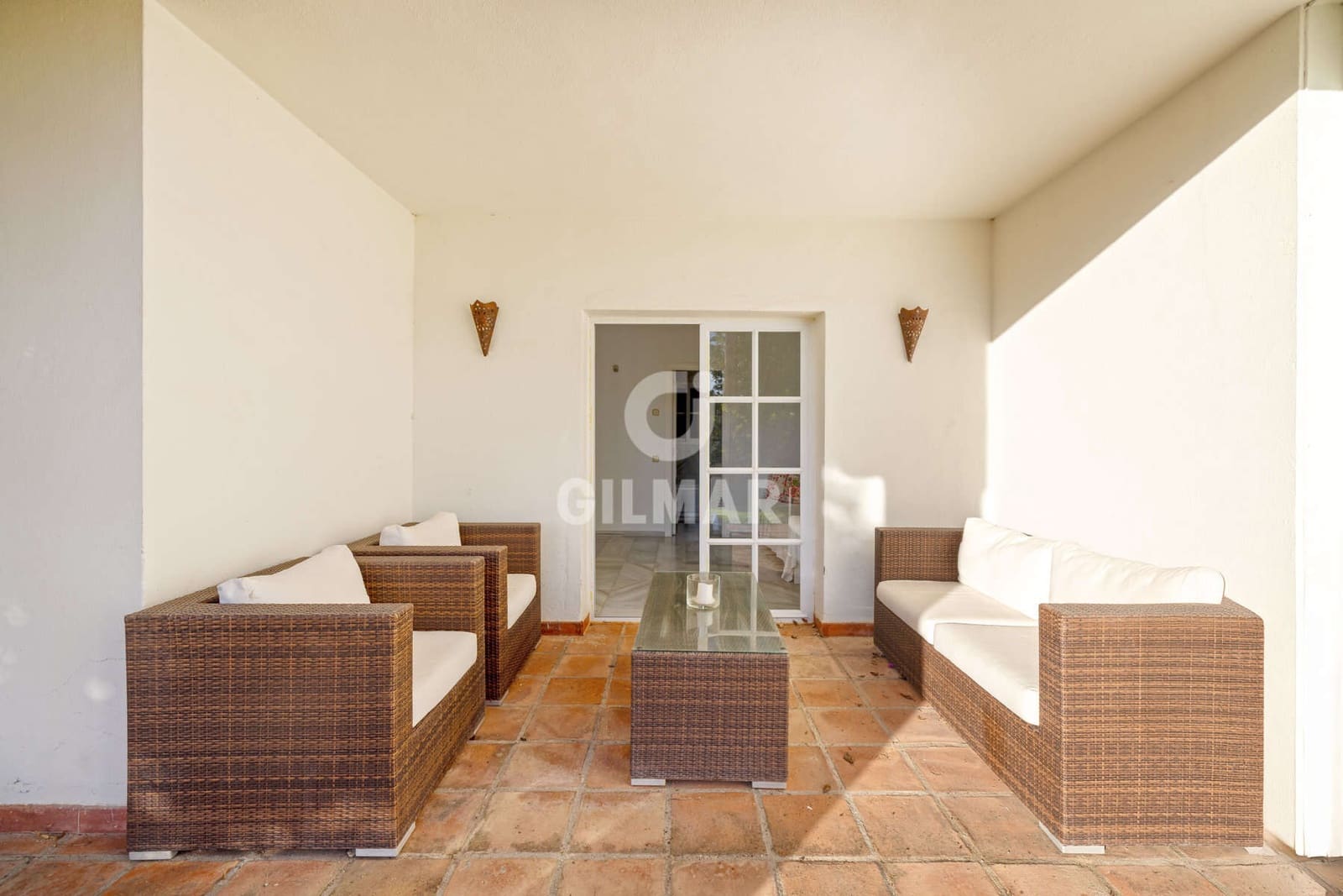 4 soveværelse Rækkehus til salg i New Golden Mile med swimmingpool - € 560.000 (Ref: 9457869)