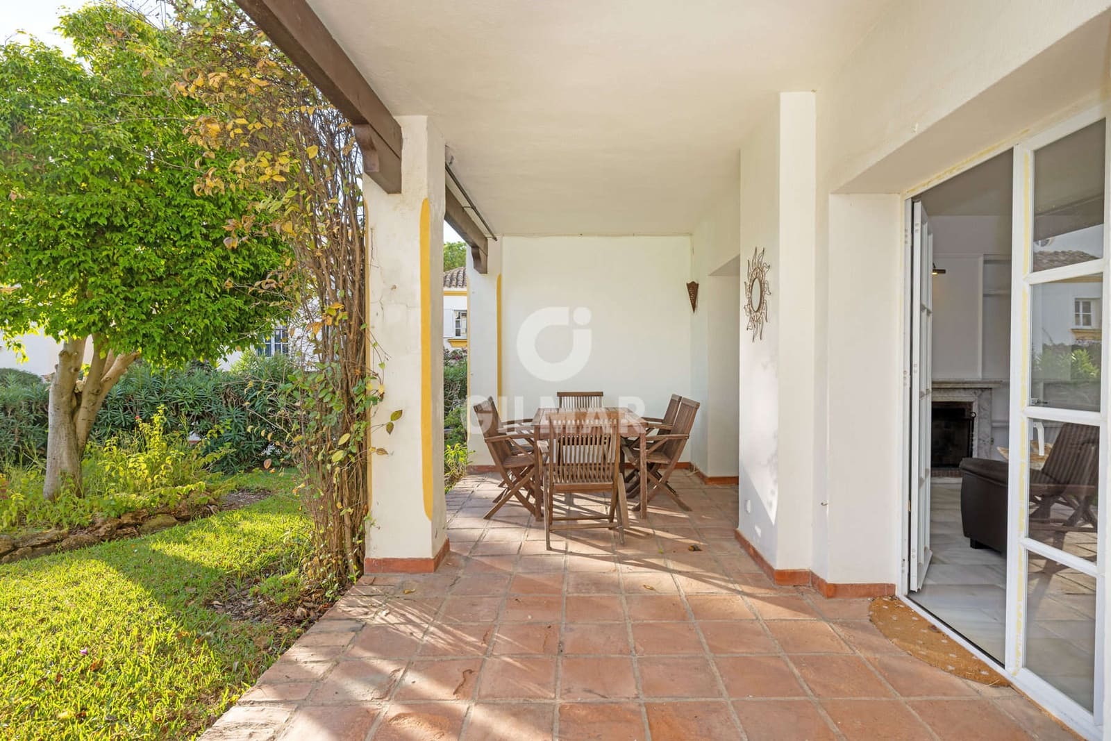 4 soveværelse Rækkehus til salg i New Golden Mile med swimmingpool - € 560.000 (Ref: 9457869)