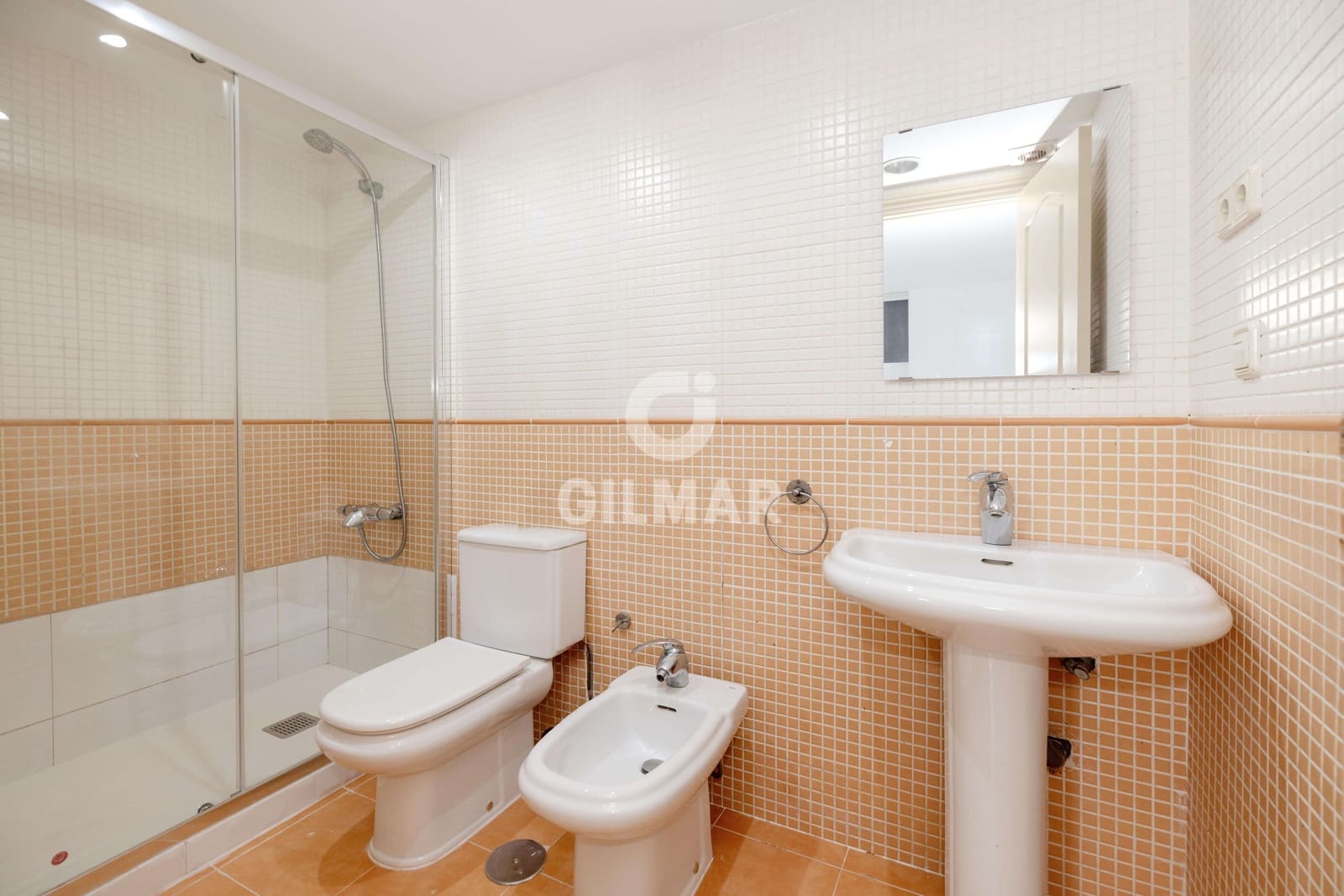 Adosado de 5 habitaciones en Torrequebrada en venta - 741.000 € (Ref: 9459510)