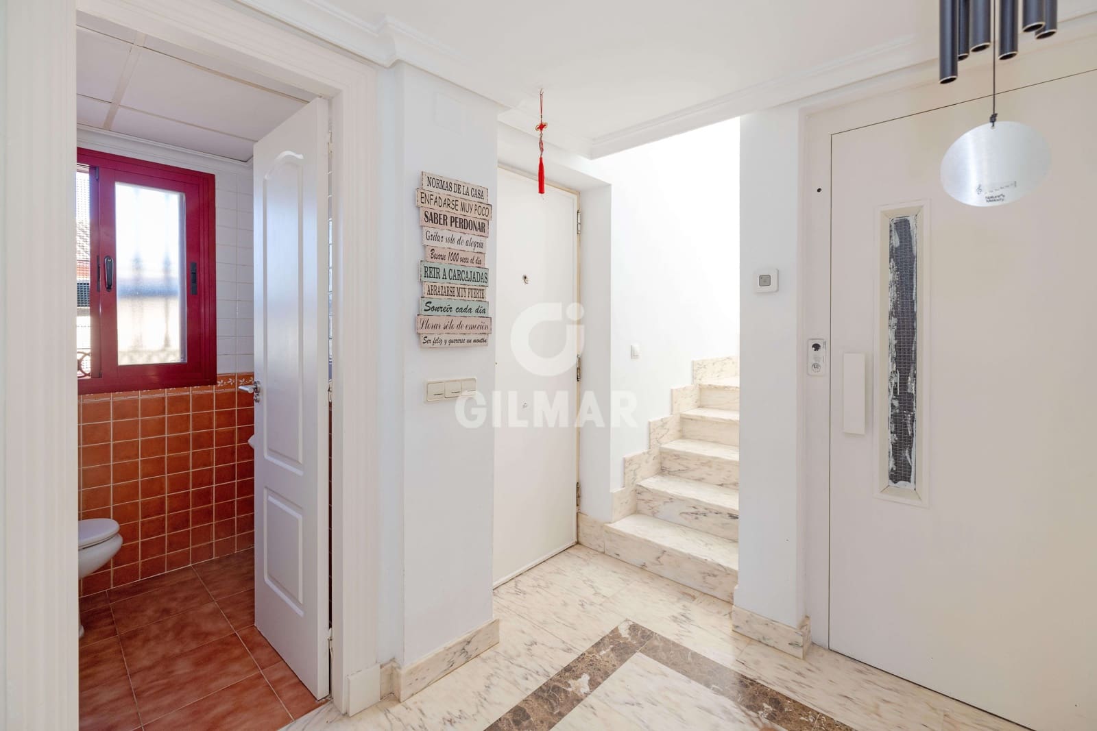 Adosado de 5 habitaciones en Torrequebrada en venta - 741.000 € (Ref: 9459510)