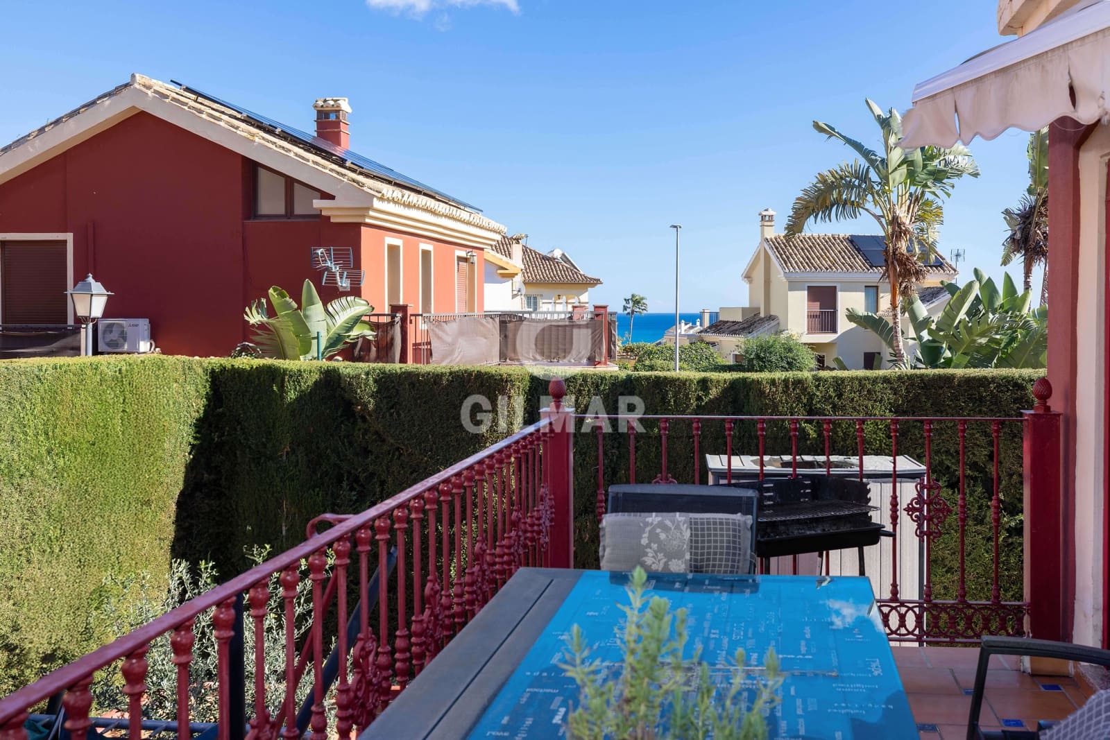 Adosado de 5 habitaciones en Torrequebrada en venta - 741.000 € (Ref: 9459510)