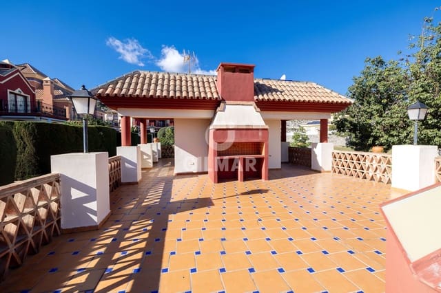 Adosado de 5 habitaciones en Cortijo Torrequebrada, Benalmádena en venta - 741.000 € (Ref: 9459510)