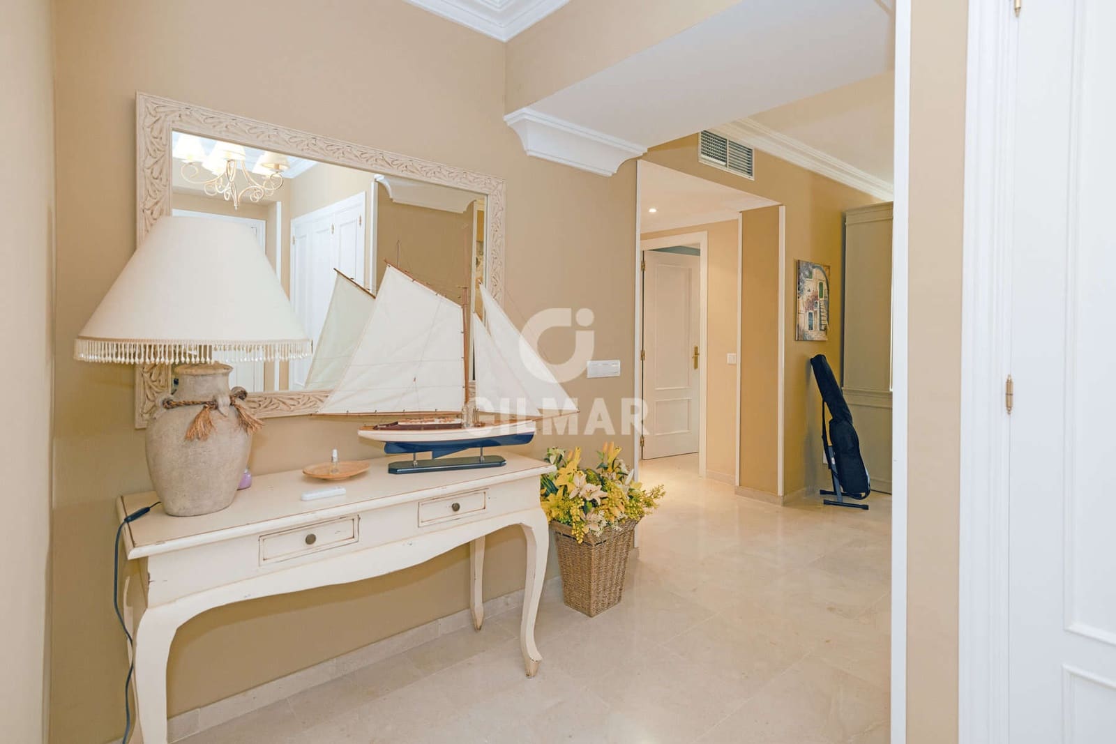 3 bedroom Flat for sale in Estepona with garage - € 490,000 (Ref: 9476269)