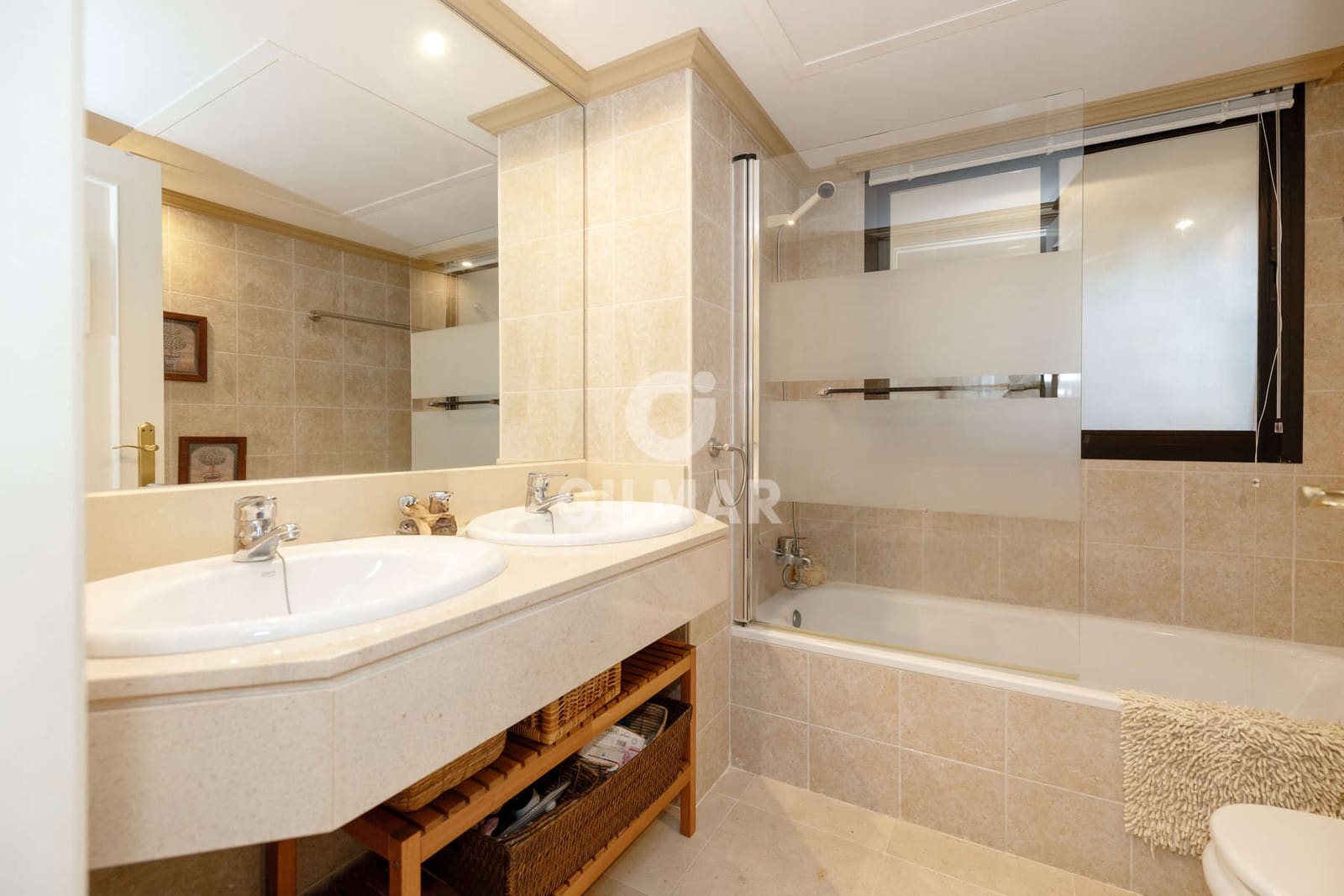 3 bedroom Flat for sale in Estepona with garage - € 490,000 (Ref: 9476269)