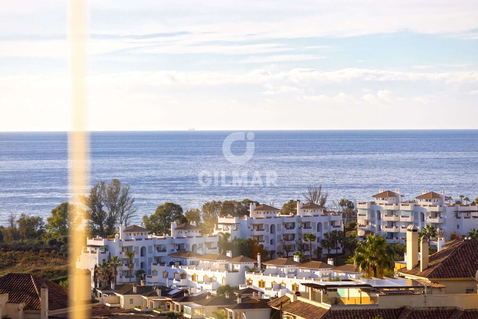 3 bedroom Flat for sale in Estepona with garage - € 490,000 (Ref: 9476269)