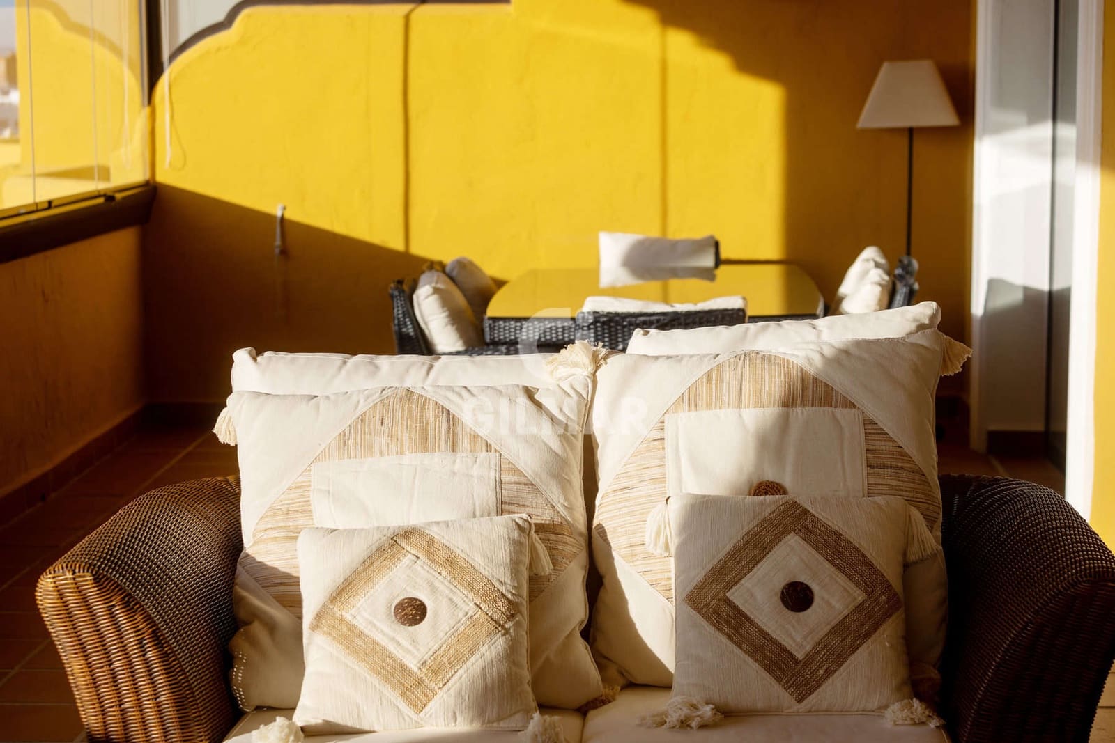 3 bedroom Flat for sale in Estepona with garage - € 490,000 (Ref: 9476269)