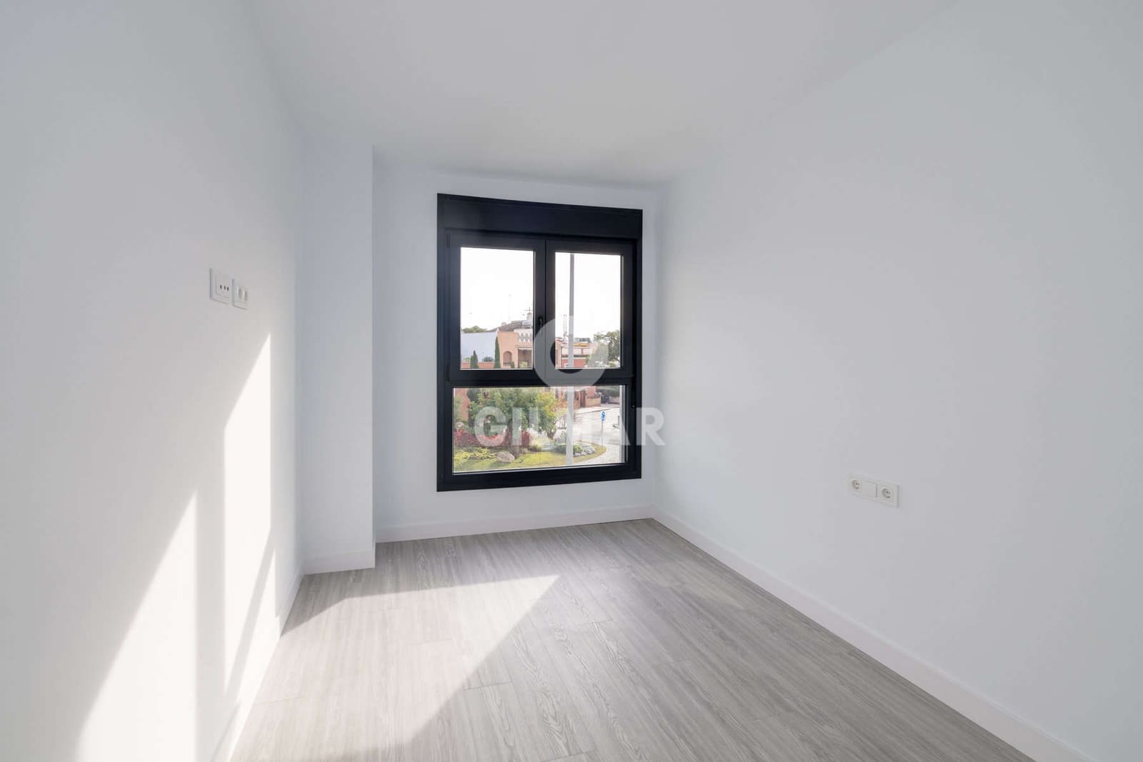 2 quarto Apartamento para venda em Estepona com piscina garagem - 445 000 € (Ref: 9476270)