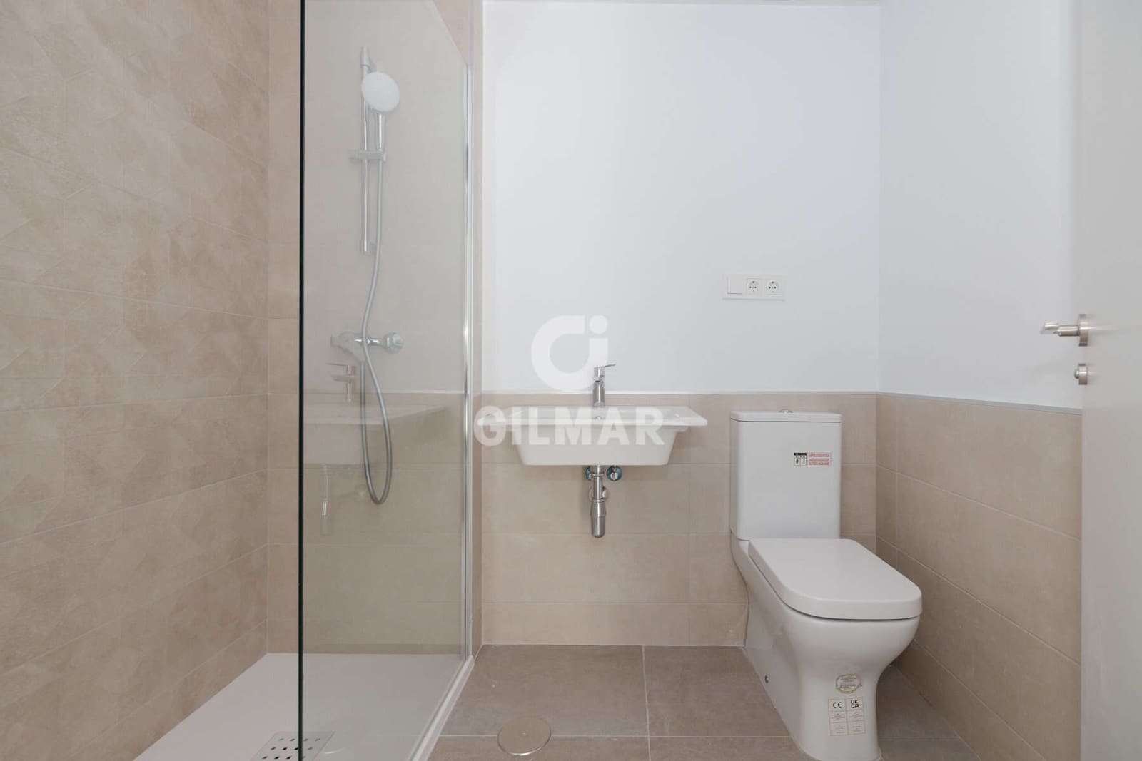 2 quarto Apartamento para venda em Estepona com piscina garagem - 445 000 € (Ref: 9476270)