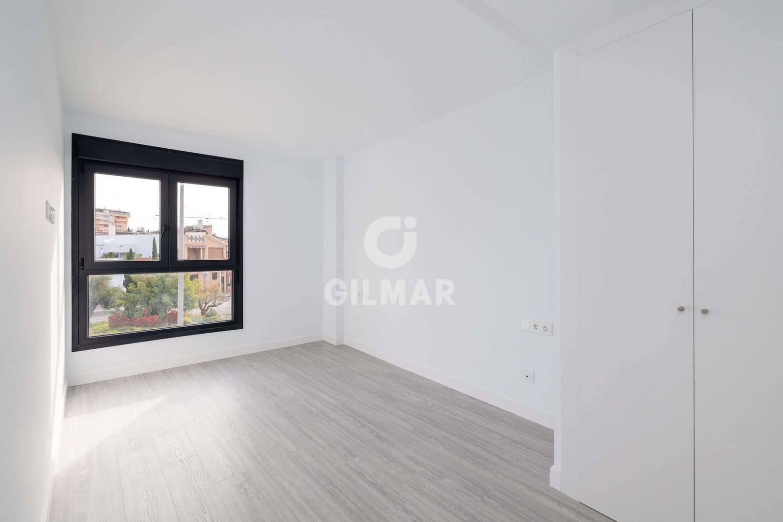 2 quarto Apartamento para venda em Estepona com piscina garagem - 445 000 € (Ref: 9476270)