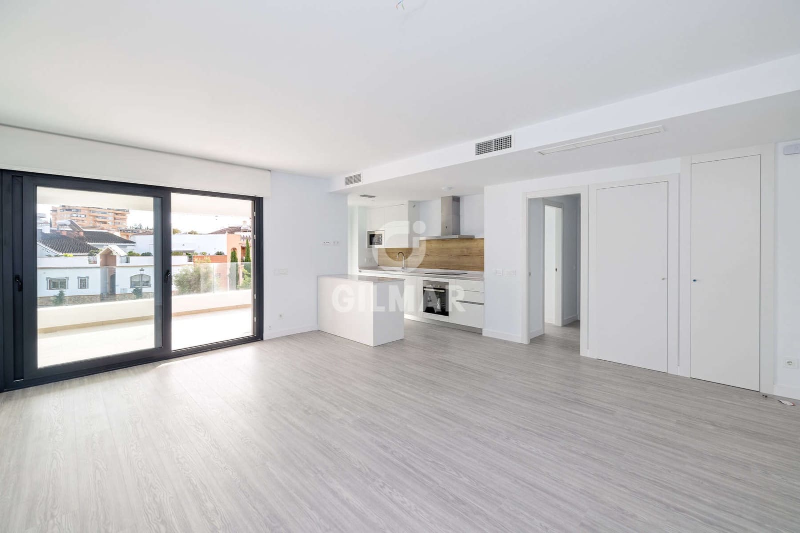 2 quarto Apartamento para venda em Estepona com piscina garagem - 445 000 € (Ref: 9476270)