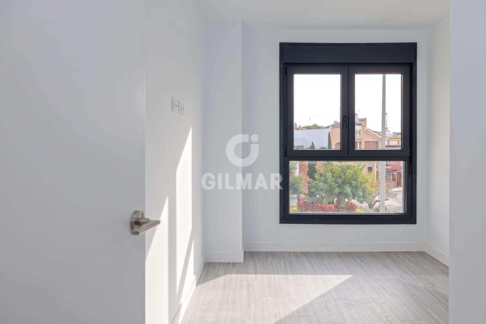 2 quarto Apartamento para venda em Estepona com piscina garagem - 445 000 € (Ref: 9476270)